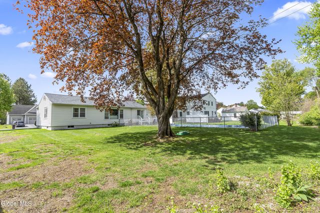 13 Pershing Road, Queensbury, NY 12804