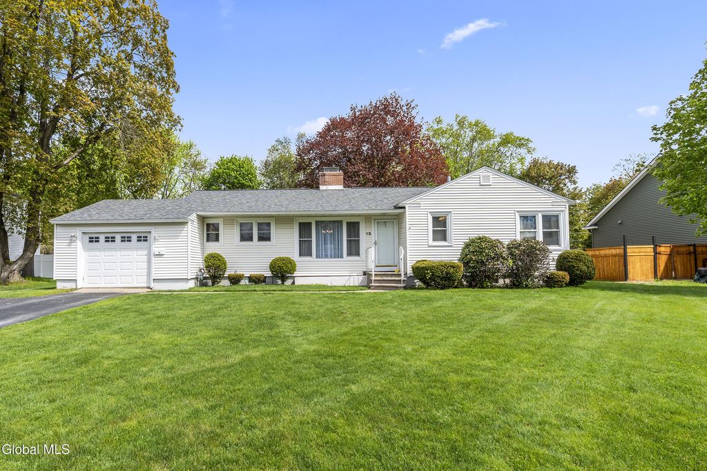 13 Pershing Road, Queensbury, NY 12804