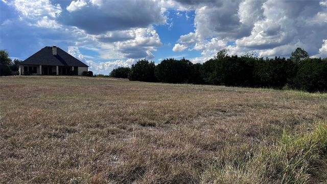 7424 Retreat Boulevard, Cleburne, TX 76033