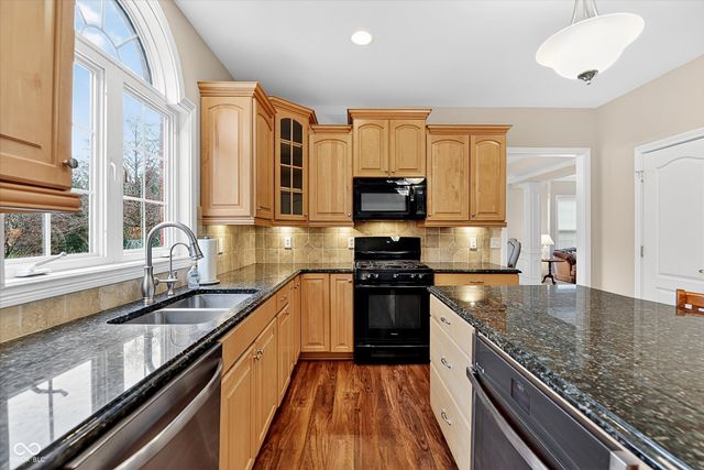 2624 Dawn Ridge Drive, Carmel, IN 46074