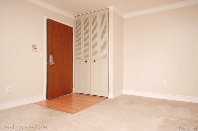 480 Baldwin Avenue 20, Rochester, MI 48307