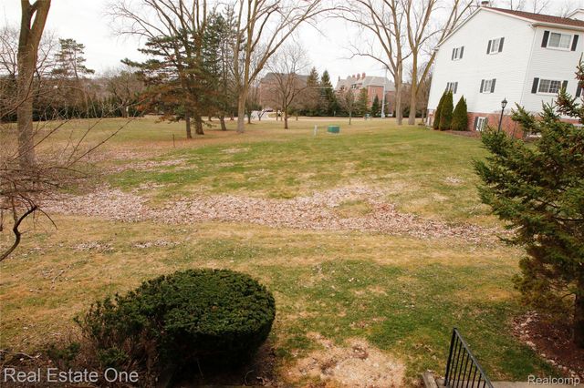 480 Baldwin Avenue 20, Rochester, MI 48307