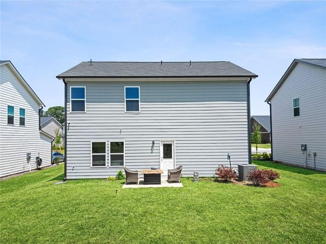 2313 Hedgeview Rd., Conyers, GA 30094