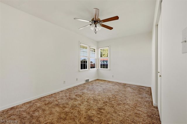1426 Robbins Avenue, Niles, OH 44446
