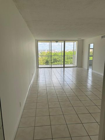 2661 S Course Drive 703, Pompano Beach, FL 33069