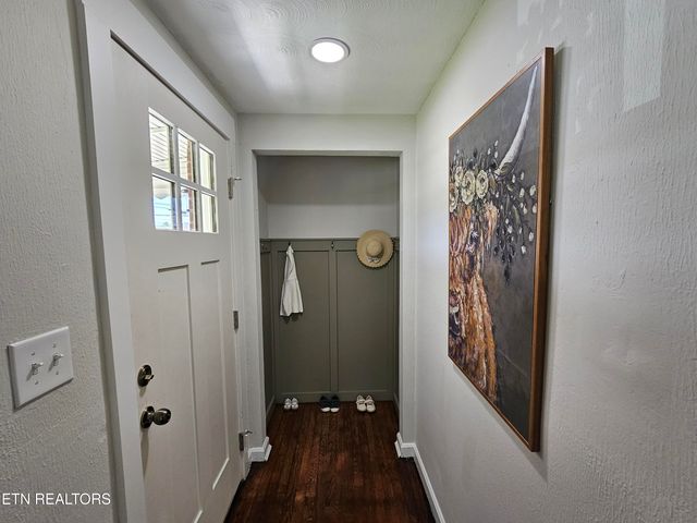 335 Bristol Rd, Harrogate, TN 37752