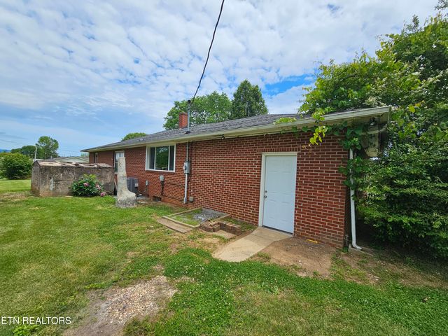 335 Bristol Rd, Harrogate, TN 37752