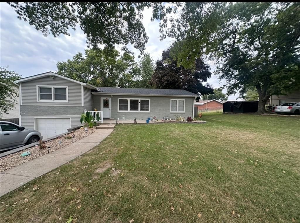 3909 Mitchell Avenue, St Joseph, MO 64507