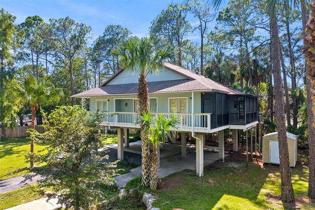 43 64TH STREET, Yankeetown, FL 34498