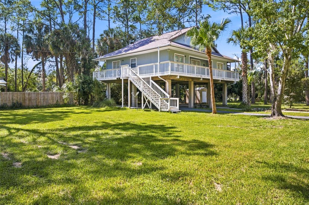 43 64TH STREET, Yankeetown, FL 34498
