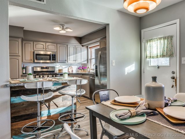 3714 E 40th Street, Tulsa, OK 74135