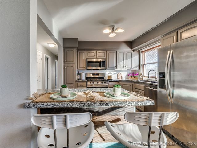 3714 E 40th Street, Tulsa, OK 74135