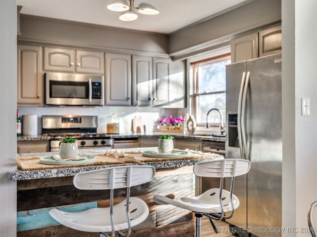 3714 E 40th Street, Tulsa, OK 74135