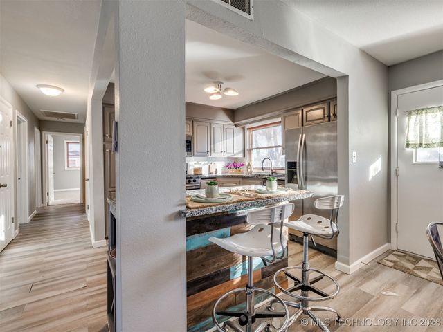 3714 E 40th Street, Tulsa, OK 74135