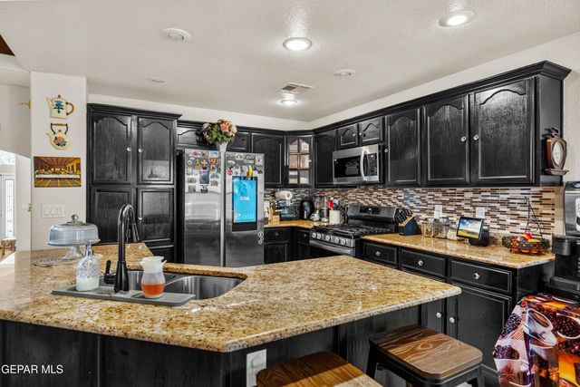 12464 Tierra Limon Drive, El Paso, TX 79938