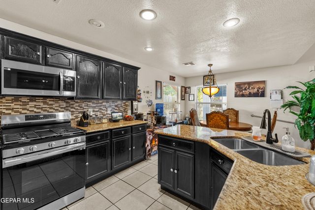 12464 Tierra Limon Drive, El Paso, TX 79938