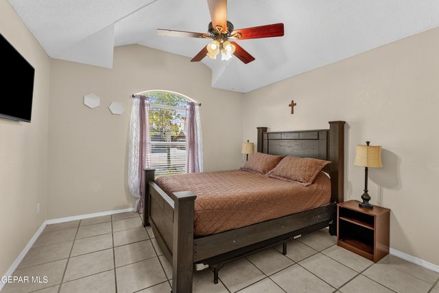 12464 Tierra Limon Drive, El Paso, TX 79938