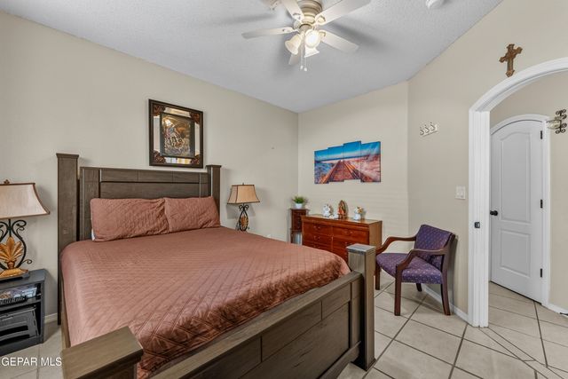 12464 Tierra Limon Drive, El Paso, TX 79938