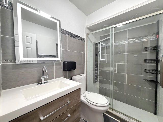 11641 NW 42nd Street, Sunrise, FL 33323