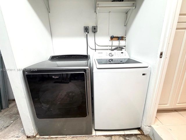 11641 NW 42nd Street, Sunrise, FL 33323