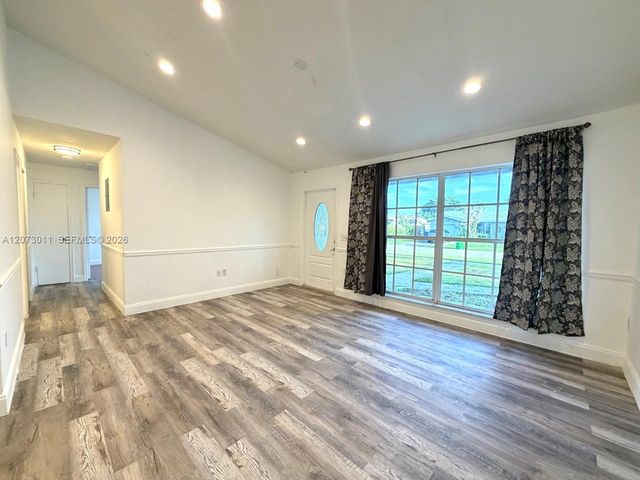 11641 NW 42nd Street, Sunrise, FL 33323