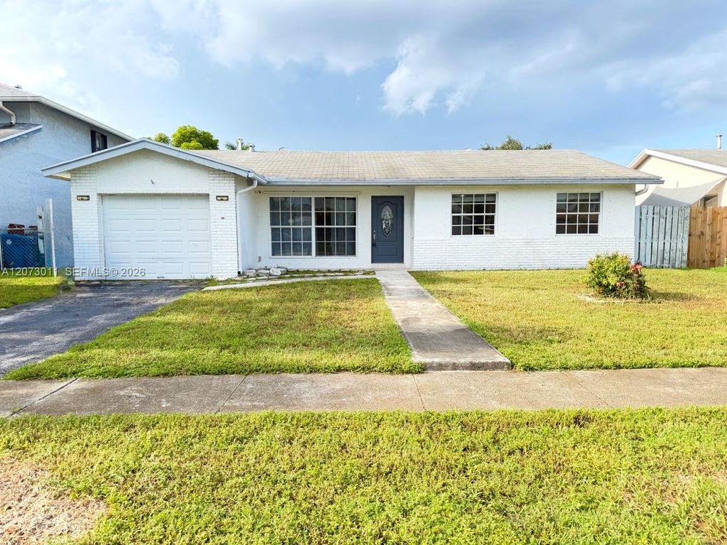 11641 NW 42nd Street, Sunrise, FL 33323