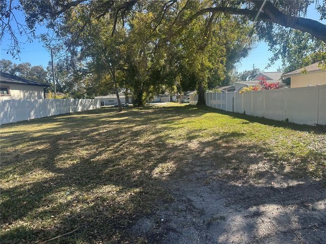 2710 W LAKE AVENUE, Tampa, FL 33607