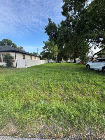 2710 W LAKE AVENUE, Tampa, FL 33607