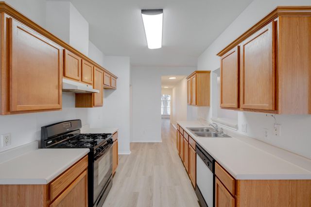 2666 Bradley LN, Round Rock, TX 78664