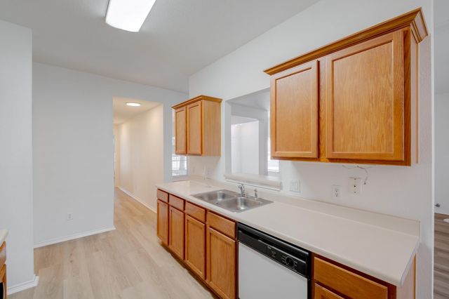 2666 Bradley LN, Round Rock, TX 78664