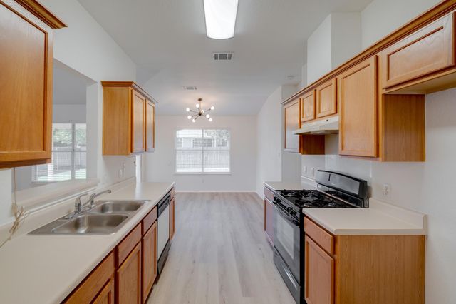 2666 Bradley LN, Round Rock, TX 78664