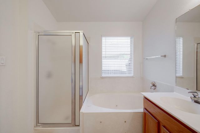 2666 Bradley LN, Round Rock, TX 78664