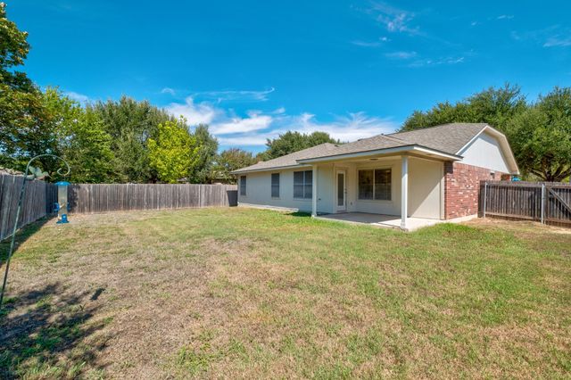 2666 Bradley LN, Round Rock, TX 78664