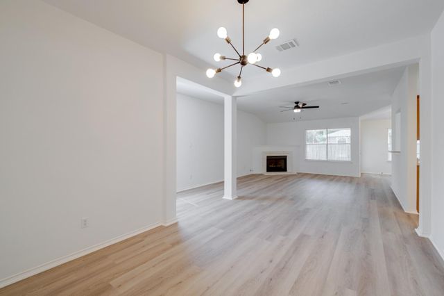 2666 Bradley LN, Round Rock, TX 78664