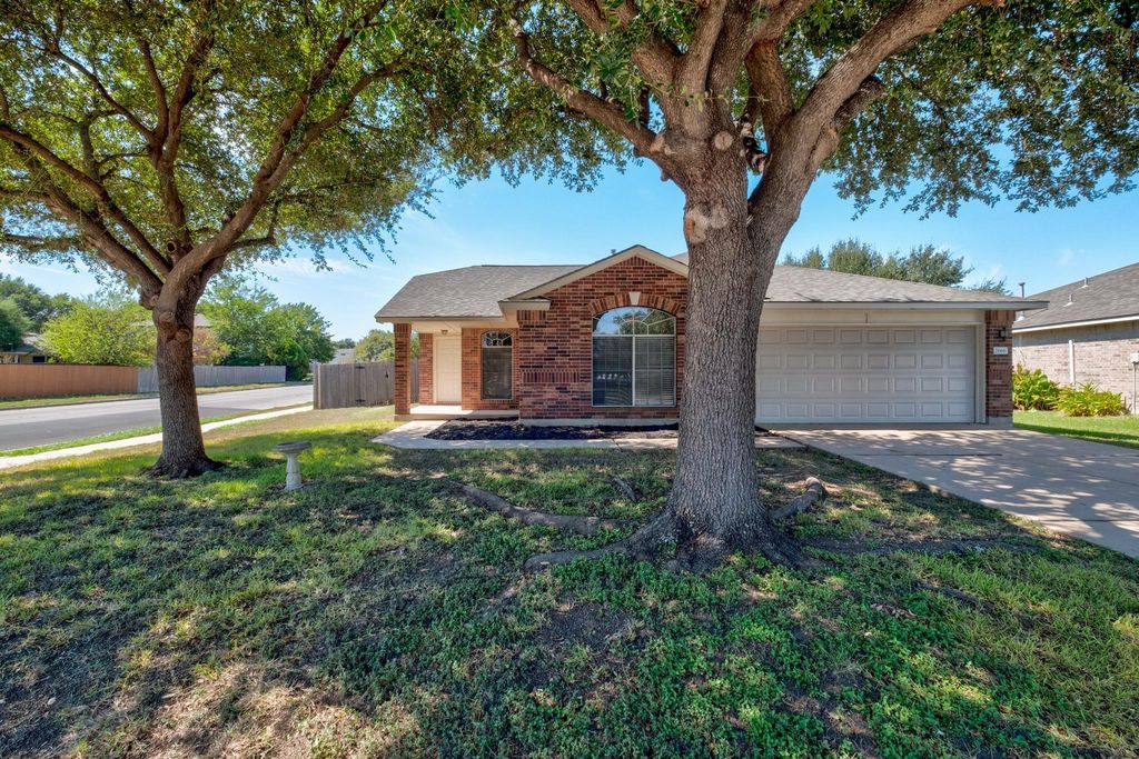 2666 Bradley LN, Round Rock, TX 78664