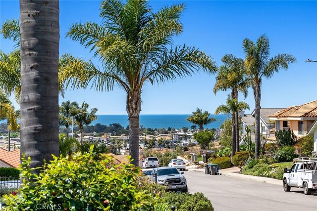 106 La Colima, Pismo Beach, CA 93449
