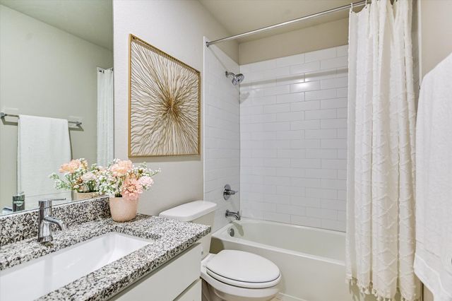 11110 2nd ST, Jonestown, TX 78645