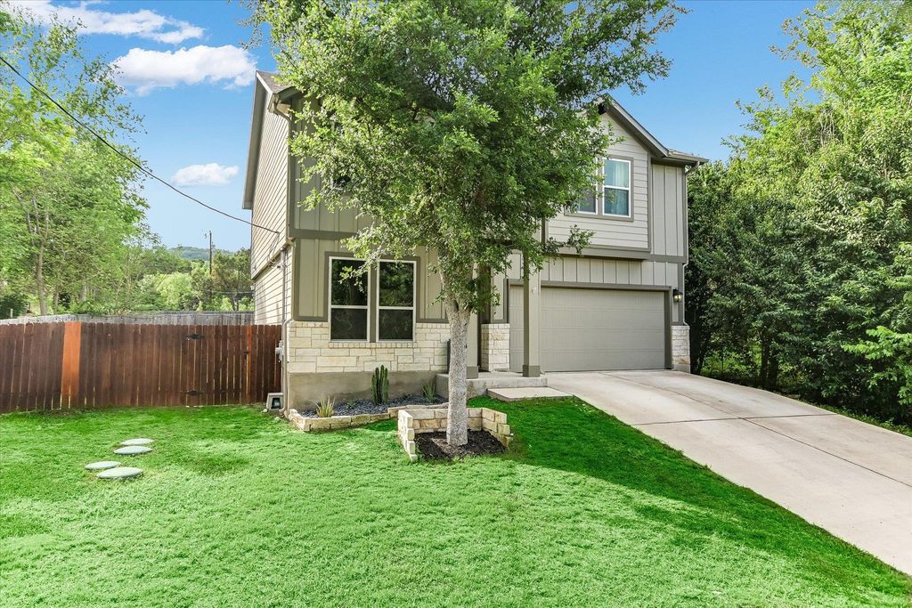 11110 2nd ST, Jonestown, TX 78645