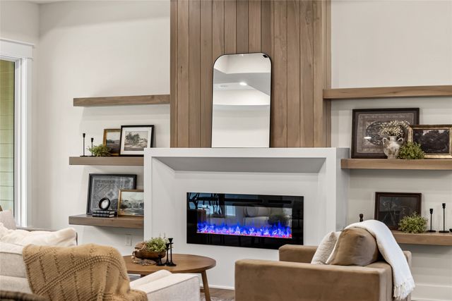 650 NW Georgetown Drive, Waukee, IA 50263