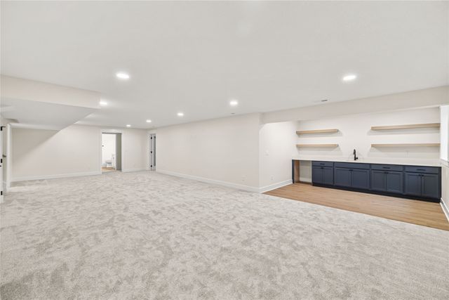 650 NW Georgetown Drive, Waukee, IA 50263