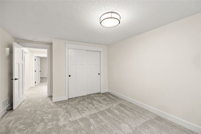 650 NW Georgetown Drive, Waukee, IA 50263