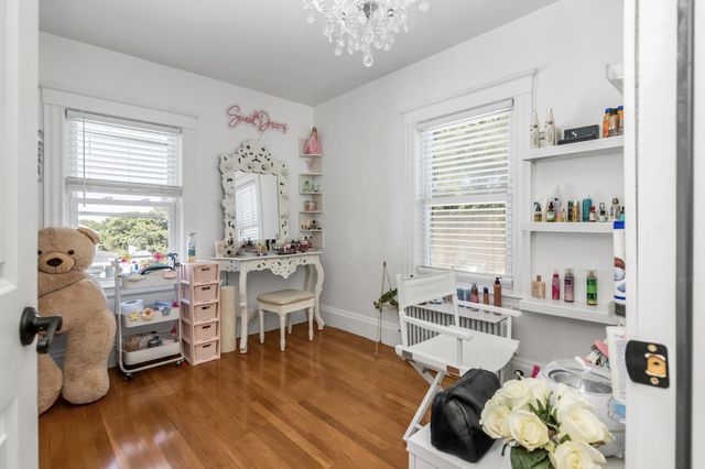 64 Webster St, Lynn, MA 01902