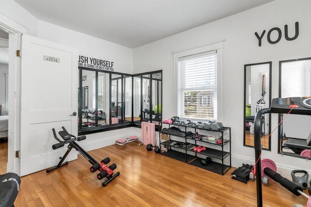 64 Webster St, Lynn, MA 01902