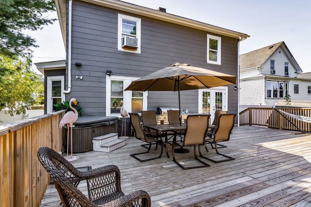 64 Webster St, Lynn, MA 01902