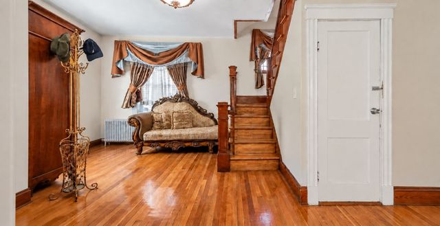 64 Webster St, Lynn, MA 01902