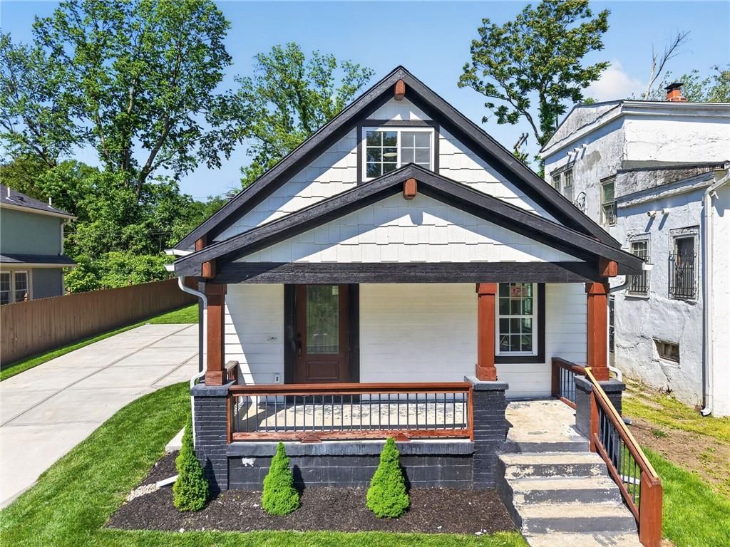 2560 N 17th Street, Kansas City, KS 66104