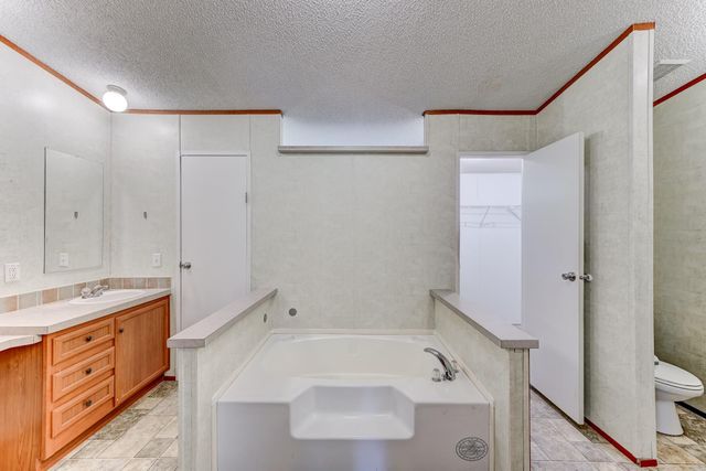 418 County Road 643, Kenefick, TX 77535
