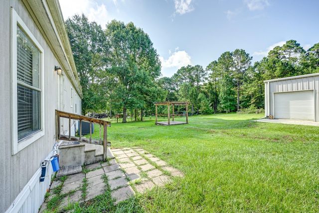 418 County Road 643, Kenefick, TX 77535