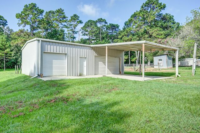 418 County Road 643, Kenefick, TX 77535