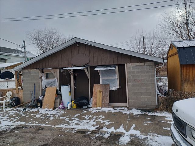 503 2nd St, West Elizabeth, PA 15088